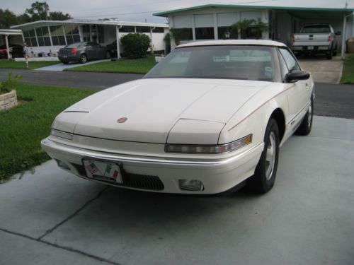 1990 buick reatta base convertible 2-door 3.8l