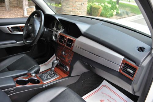 2010 GLK-350 Prem.NO RESERVE.AWD/Navi/Leather/Pano/Camera/20's/Salvage/REBUILT, image 10