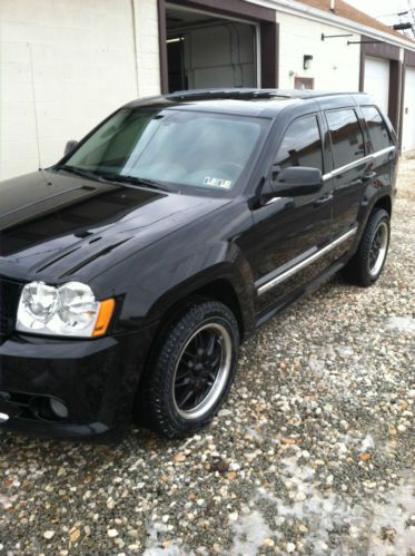 2006 jeep grand cherokee srt8 sport utility 4-door 6.1l black