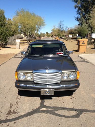 1983 mercedes-benz 300sd turbo, unbeliveable condition low miles!