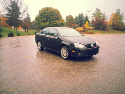 2006 volkswagen jetta gli sedan 4-door 2.0l manual turbo sedan deep pearl black