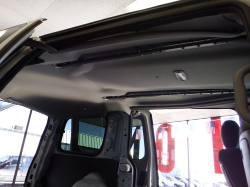 2006 Chevrolet Uplander Base Mini Cargo Van 4-Door 3.5L, image 22