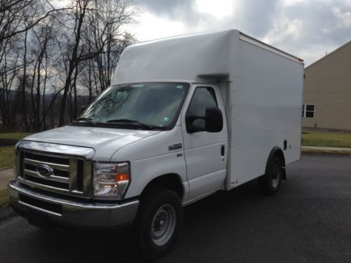 2012 ford e-350 box truck