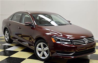 One owner premium sedan vw passat 2013 alloys factory warranty no reserve