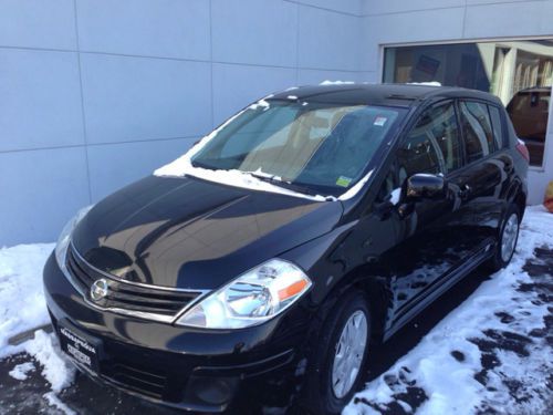 2012 nissan versa 5dr 1.8 s hatchback model power windows locks ac