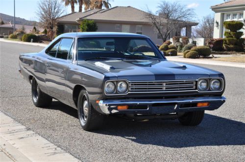 1969 plymouth hemi roadrunner - 472ci hemi a833 4-speed - rotisserie restoration