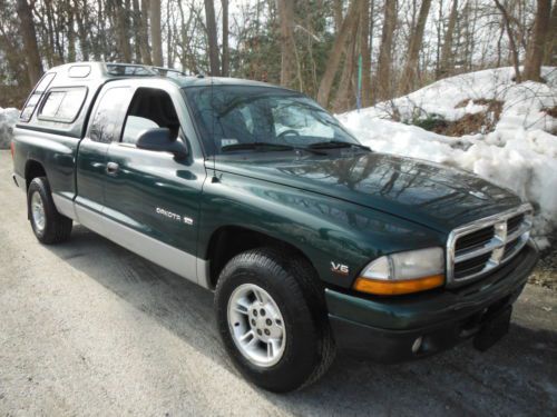 2000 dodge dakota slt extracab only105,015miles 3.9liter 6cyl w/airconditioning