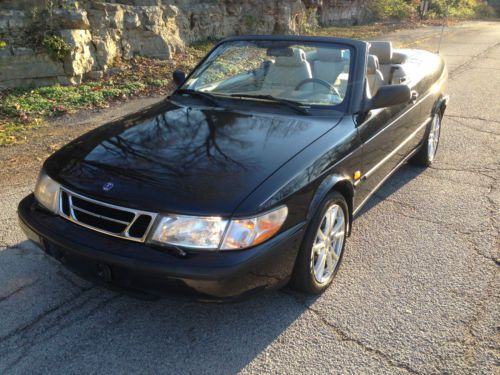 900 turbo convertible 1 owner only 89k original miles very nice free shipping!