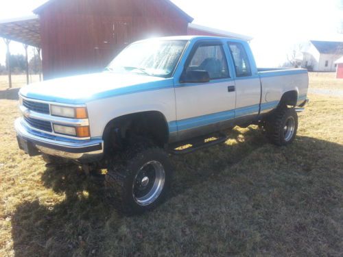 1995 chevrolet silverado 4x4 extended cab 9&#034; lift