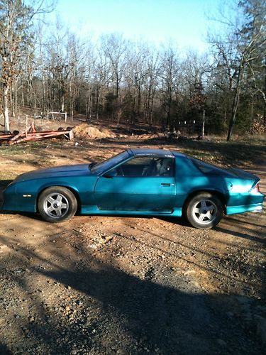 1991 chevy camaro rs with t-tops