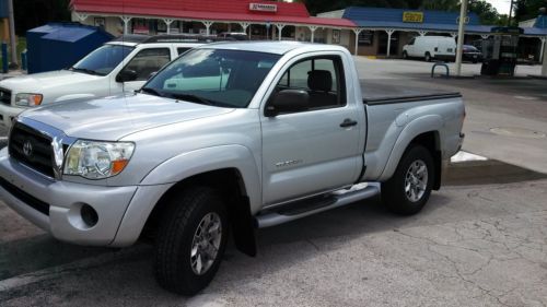 2007 toyota tacoma sr5 4x4 reg. cab swb