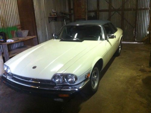 1987 jaguar xjs-c v12 5.3l automatic with 78,021 miles, runs but needs work