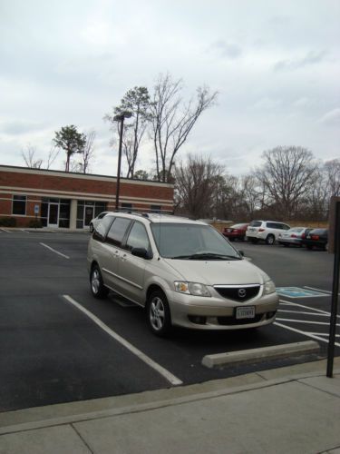 Pre-owned 2002 mazda mpv/es