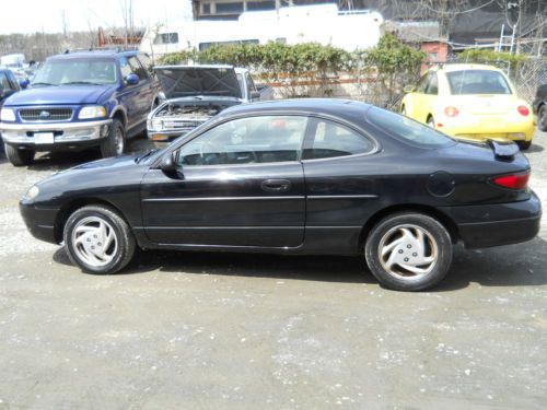 2002 ford escort zx2 coupe 2-door 2.0l / automatic / with only 61,706 miles