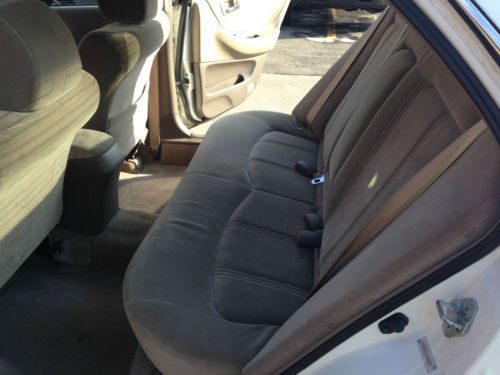 2000 Honda Accord LX Sedan 4-Door 2.3L, image 11