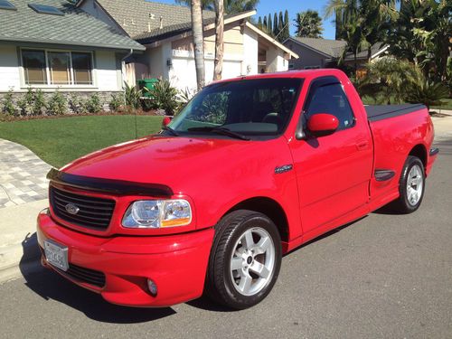 2001 ford f-150 lightning standard cab pickup 2-door 5.4l