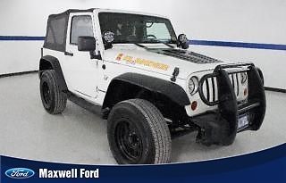 10 wrangler islander 4x4, 3.8l v6, auto, soft top, grill guard, clean 1 owner!