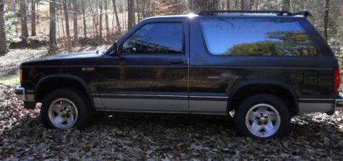 black S10 Chevy Blazer 2 wd, image 11