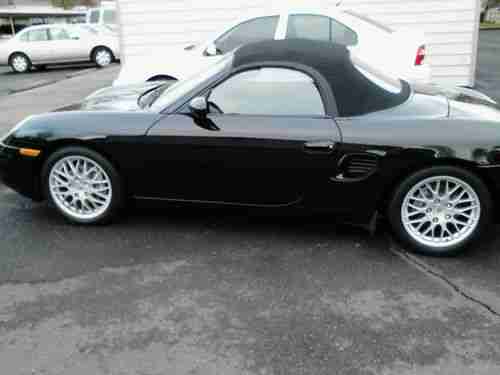 Sexy black 2001 Porsche Boxster 5 speed w/low miles. New tires. Extra clean!, US $10,695.00, image 3