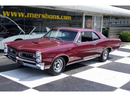 1966 pontiac gto 389 tri-power 4 speed manual 2-door coupe