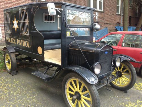 1925 police black ford antique classic collectable run and drive