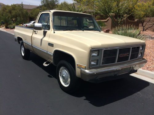 1985 gmc 3/4 ton 4x4 rust free!!