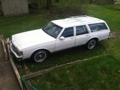 1987 chevrolet caprice classic station wagon 9 passenger 5.0l v8