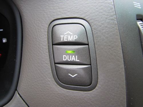 Heated Cooled Leather Sunroof Warranty Premium Sound EXTRA CLEAN, image 27