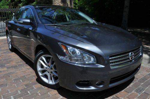 2011 maxima sv. no reserve.leather/pano roof/navigation/p-shift/salvage/rebuilt