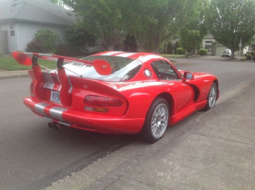 2000 dodge viper acr coupe 2-door 8.0l