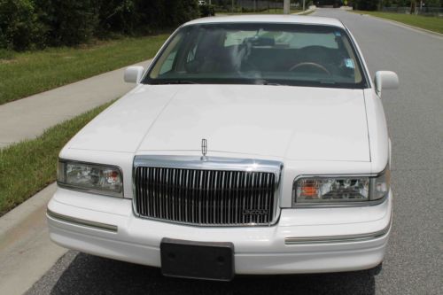 FL ONE OWNER SHOWROOM CONDITION AS NEW SHOW CAR CONDITION BEST COLORS, image 9
