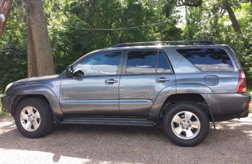 2004 toyota 4runner sr5 sport utility 4-door 4.0l *great condition*