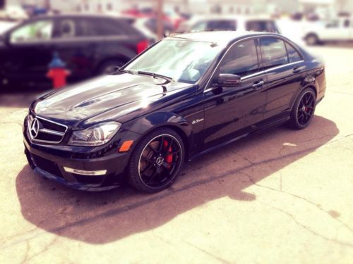 2012 mercedes-benz c63 amg 4-door 6.3l navigation carbon fiber trim moonroof