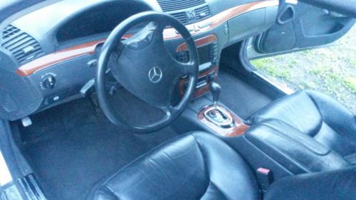2004 SILVER WITH BLACK LEATHER INTERIOR 4 DR SEDAN, image 1