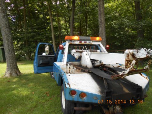 1989 Chevy 4X4 Wrecker Tow Truck twin line hydraulic boom and wheel lift 7.4LT, image 22