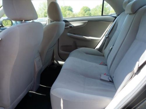 2012 toyota corolla le