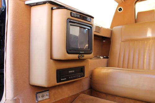 1988 Mercedes-Benz 560 SEL Limousine - 2 Private Owners Since New! MBZ Limo, image 22