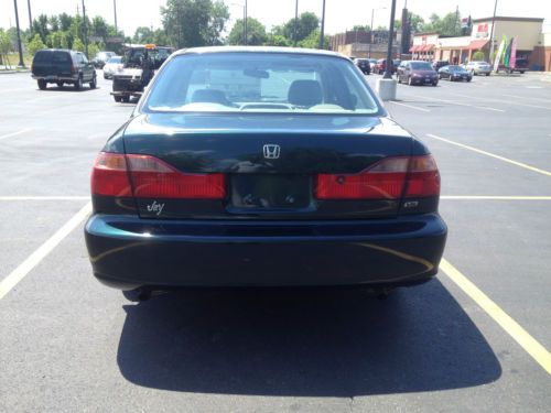 1998 Honda Accord {Bad Transmission}, image 5