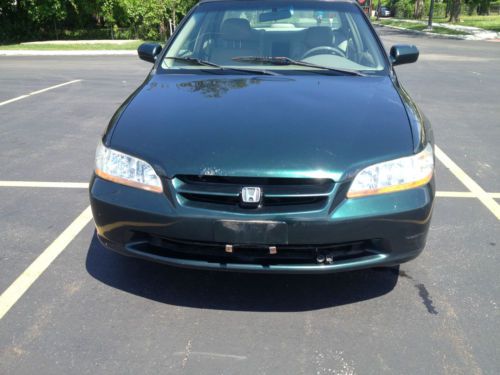 1998 Honda Accord {Bad Transmission}, image 9