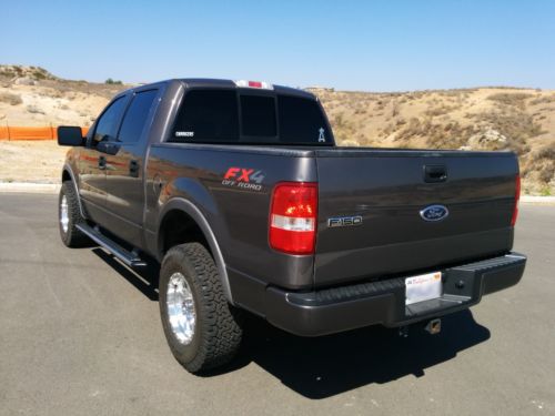 2005 Ford F150 4x4 SuperCrew FX4, image 2