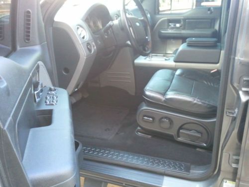 2005 Ford F150 4x4 SuperCrew FX4, image 3