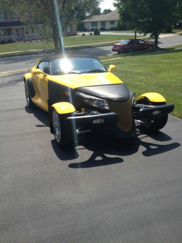 2000 plymouth prowler - yellow, &#034;select collector&#039;s vehicle&#034;