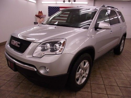 Gmc acadia great condition and awd....ready to go.....