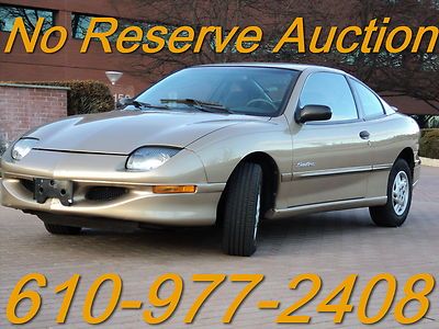 No reserve auction,sport coupe, one owner,55,000 original miles,like new!  4 cyl