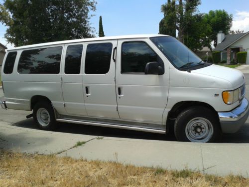 1999 ford e350 passenger van