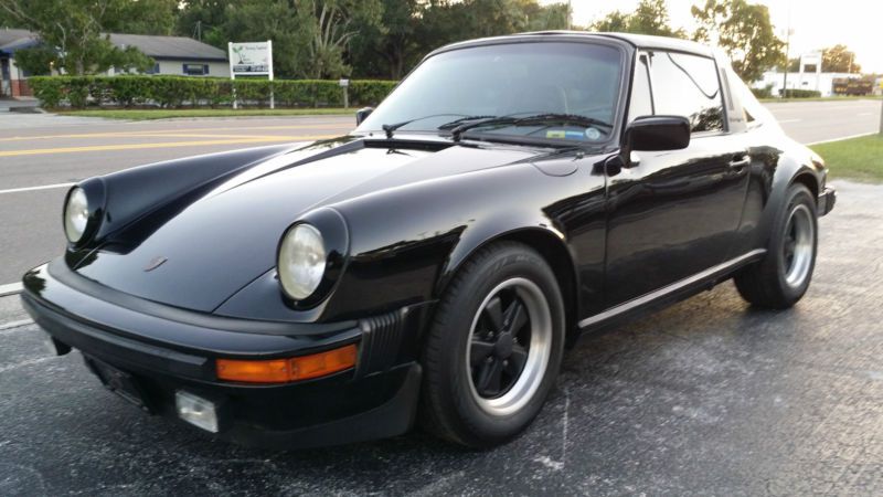 1977 porsche 911 targa