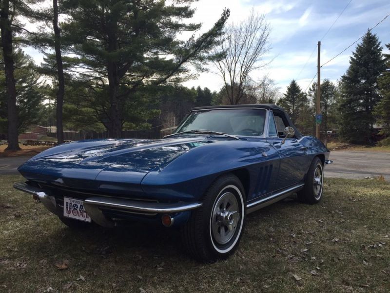 1965 chevrolet corvette roadster