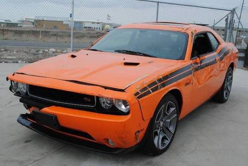 2012 dodge challenger r/t hemi! salvage repairable rebuilder only 7k miles runs!