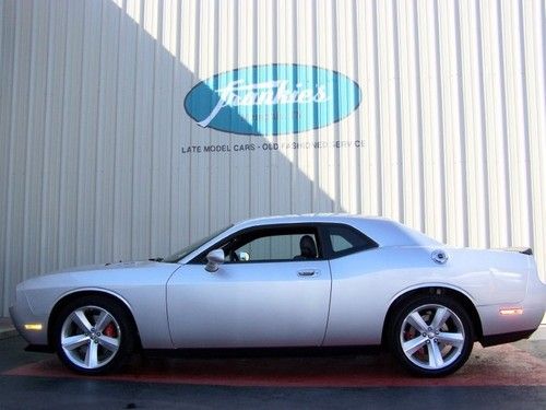 2010 dodge challenger srt8 we finance