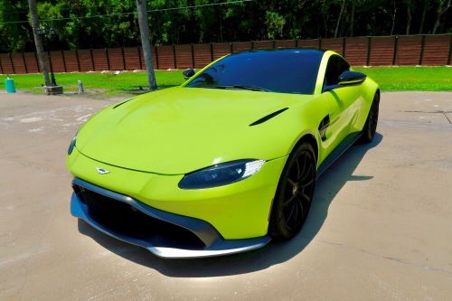 2020 aston martin vantage